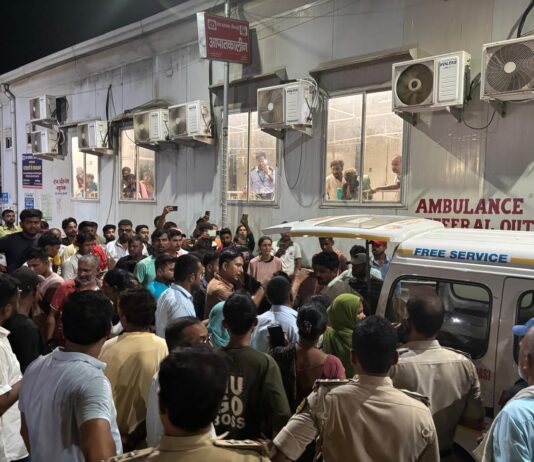 सीतामढ़ी में बेखौफ बदमाशों का तांडव: प्रॉपर्टी डीलर दिनेश यादव की 7 गोलियां मारकर हत्या, परिजनों में आक्रोश